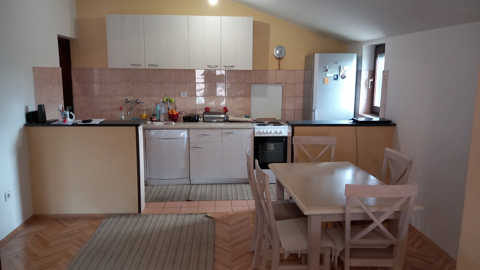 Podgorica’da 130 m2 üç yatak odalı kiralık daire - 3
