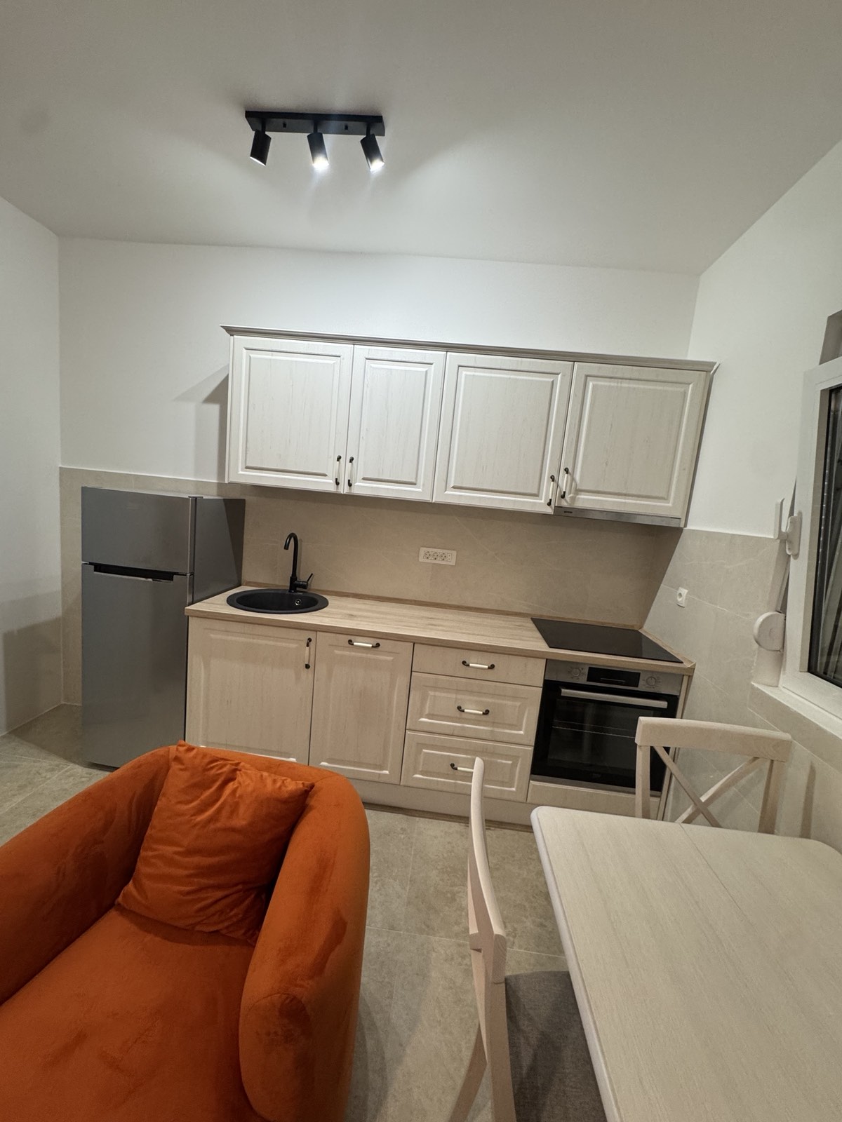 Двухкомнатная квартира в аренду Забьело 45м2 - 2