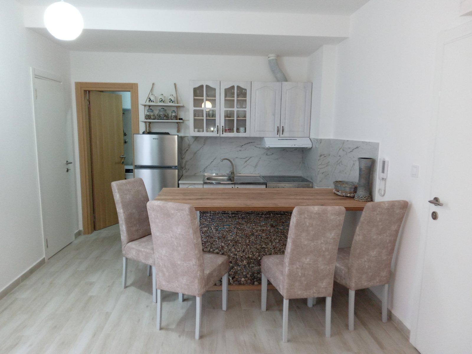 Однокомнатная квартира на продажу Доброта 54м2 - 4