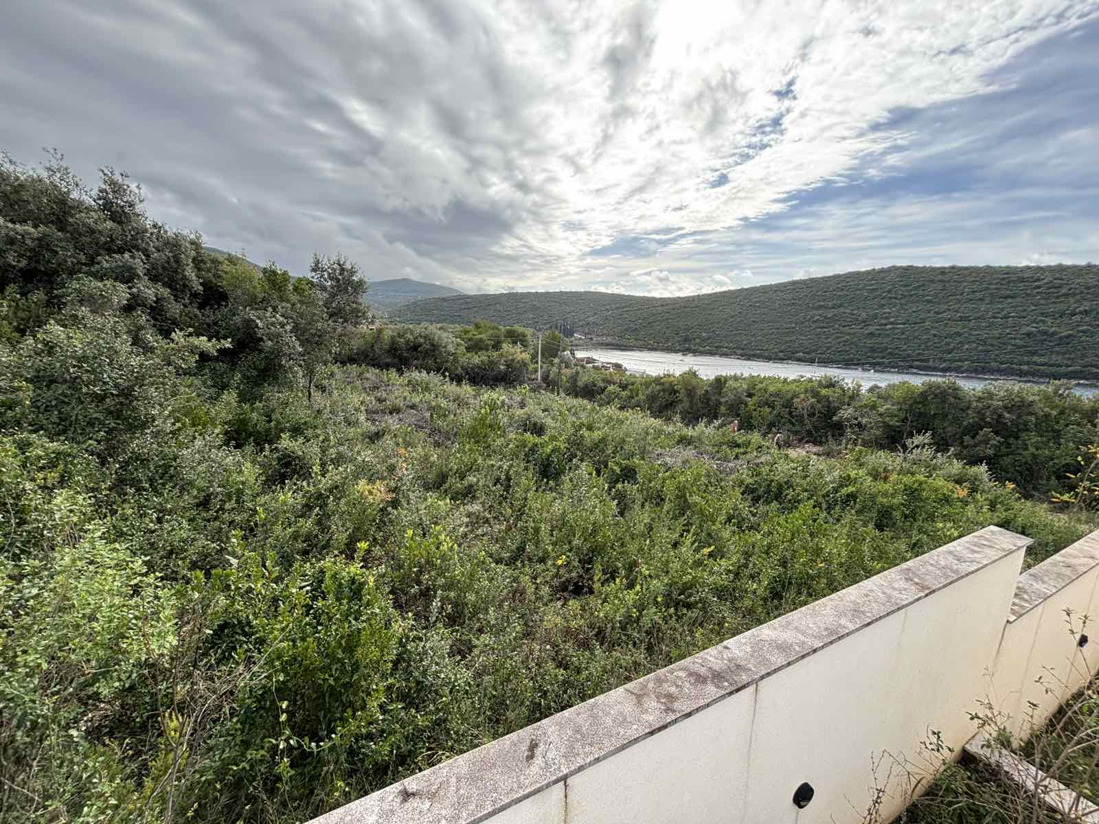 Urbanized Land for sale Bigova 600m2 - 2