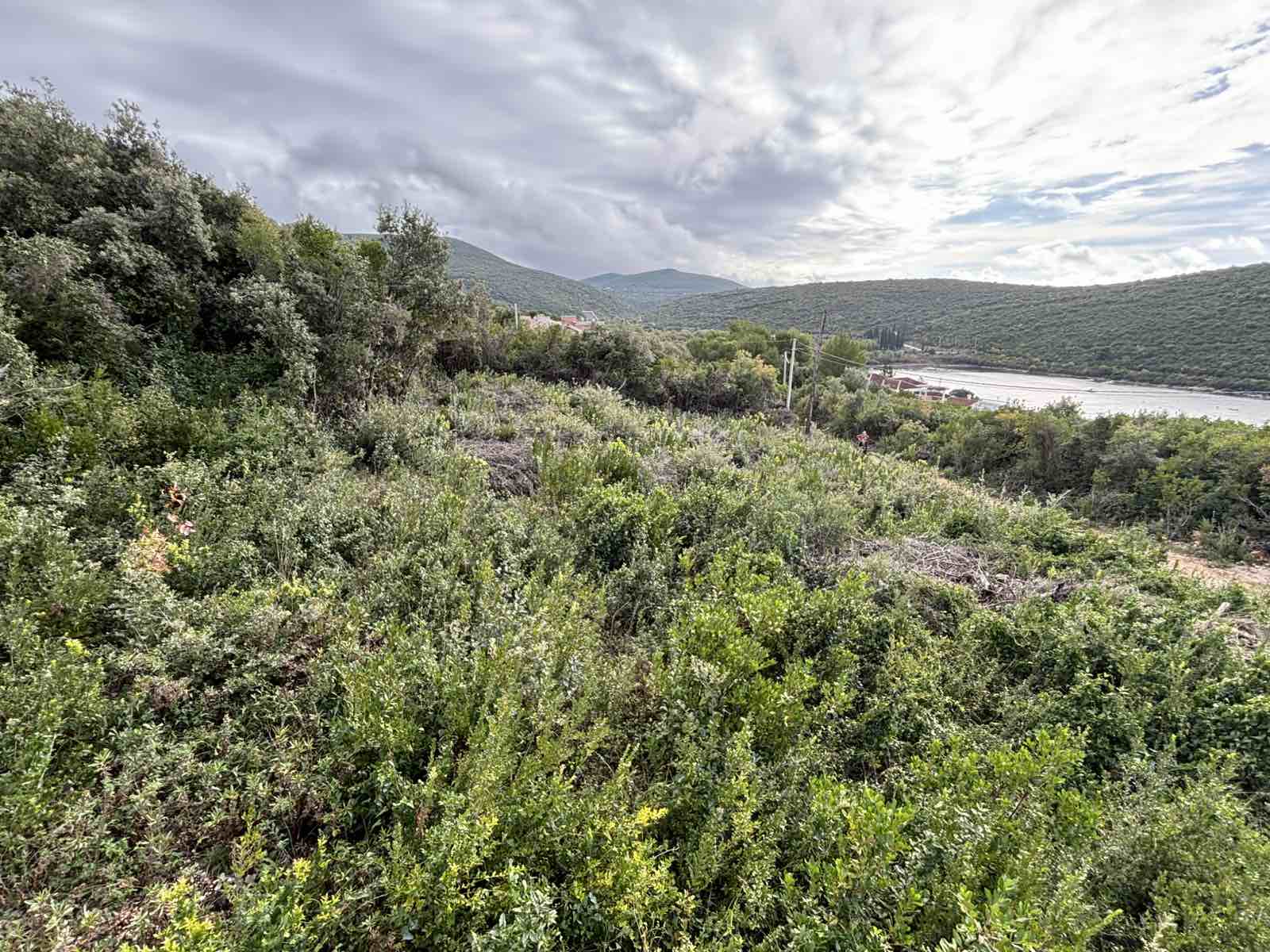 Urbanized Land for sale Bigova 600m2 - 7