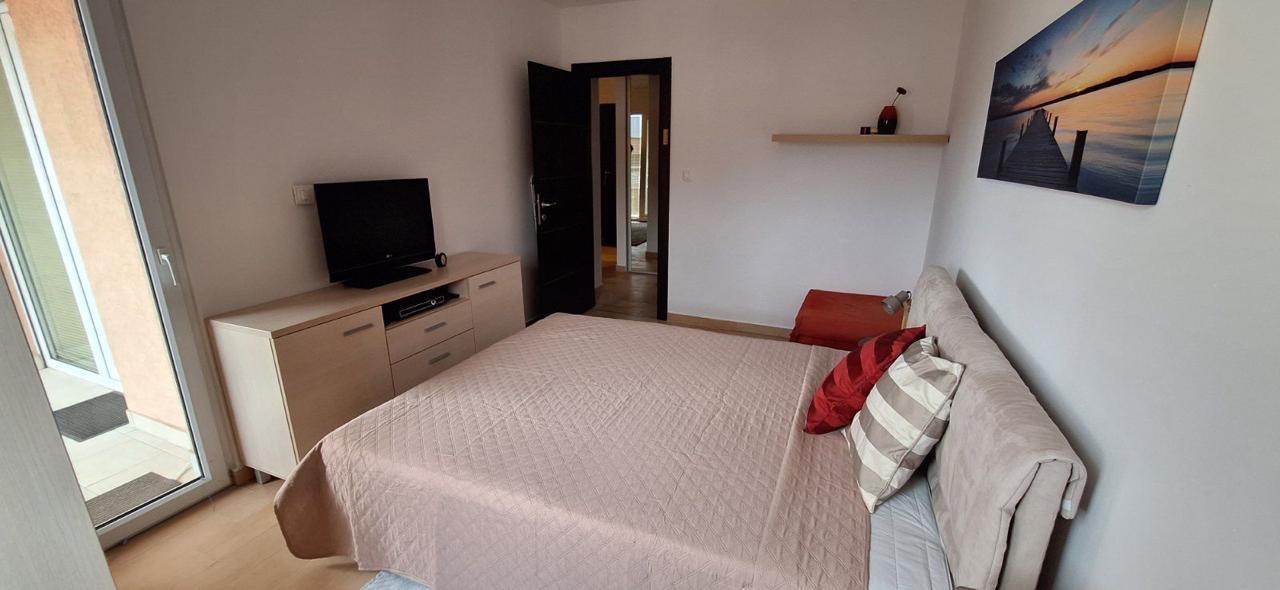 Budva’da kiralık tek yatak odalı daire 46m2 - 4