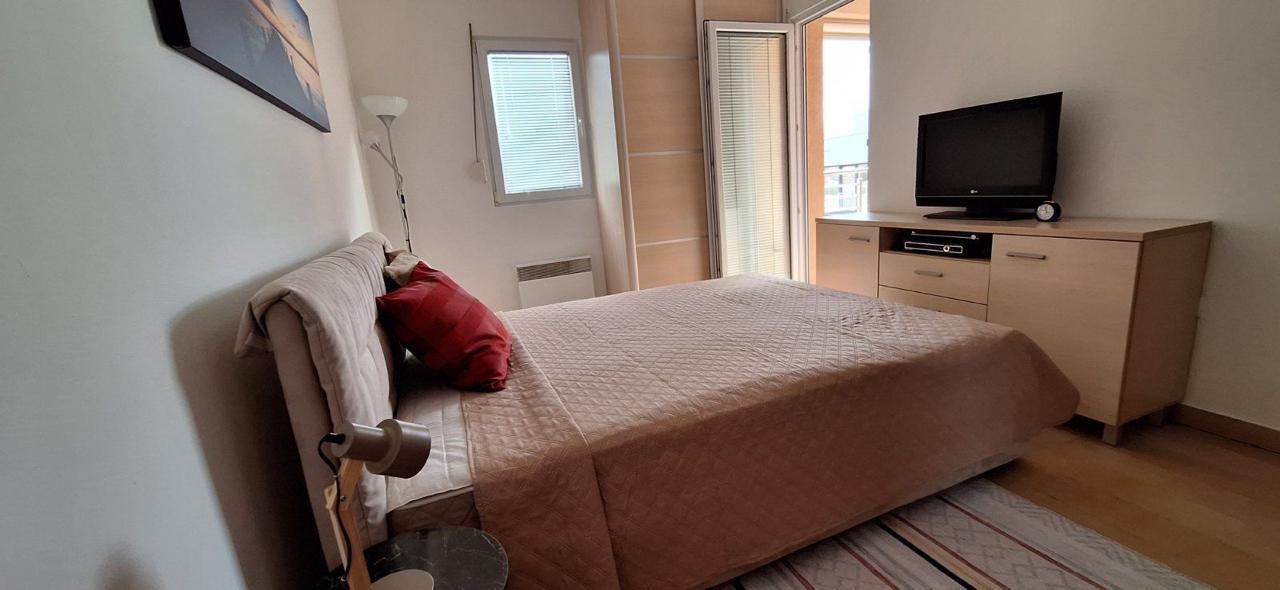 Budva’da kiralık tek yatak odalı daire 46m2 - 10
