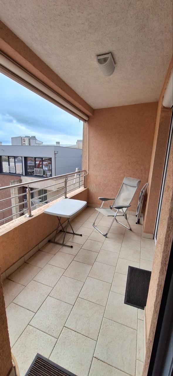 Budva’da kiralık tek yatak odalı daire 46m2 - 14