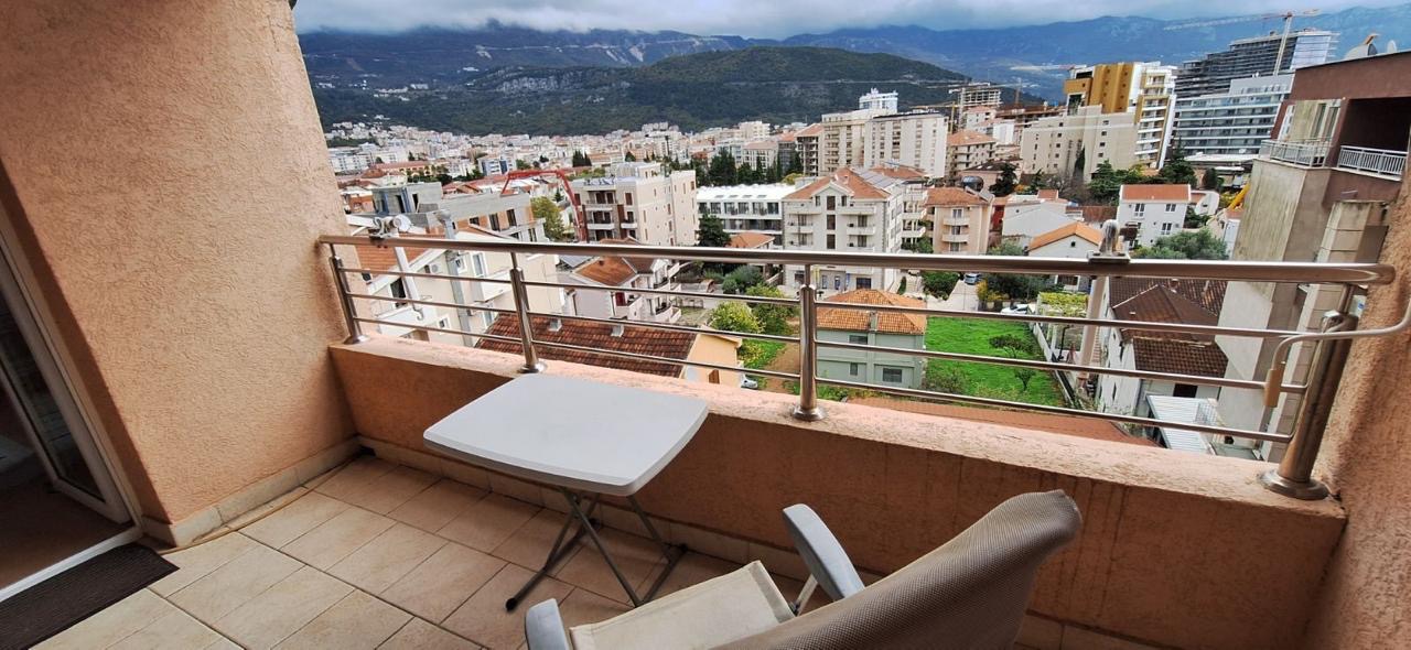 Budva’da kiralık tek yatak odalı daire 46m2 - 9