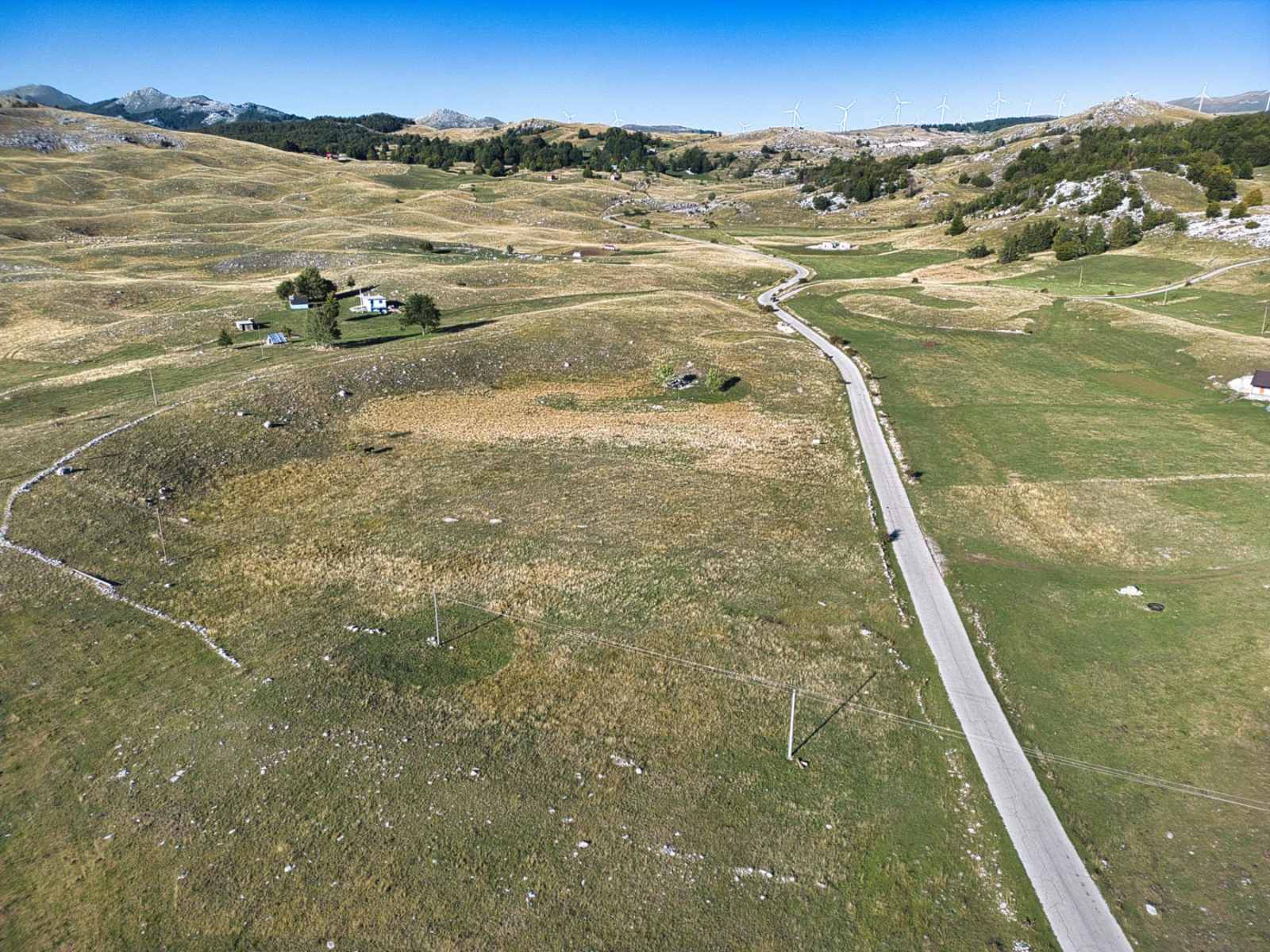 Urbanized Land Plot Gornje Vučje 11,000 m², Nikšić