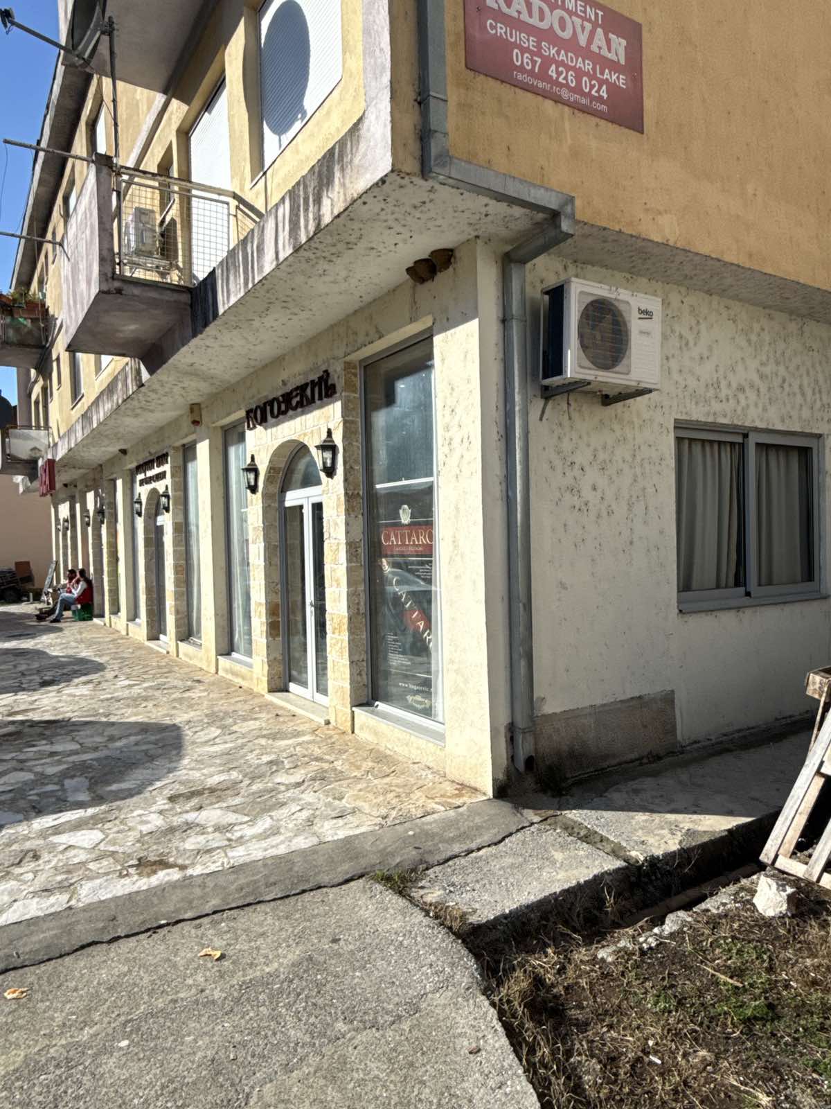 Restaurant Rijeka Crnojevića 96 m² - 5