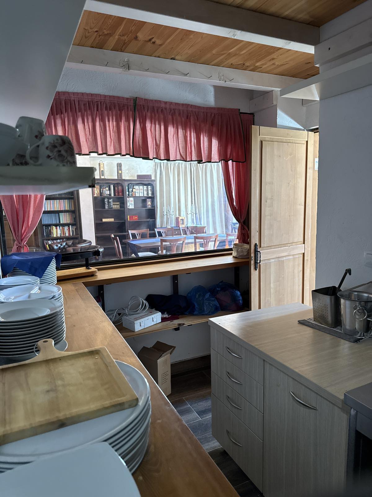 Restaurant Rijeka Crnojevića 96 m² - 6