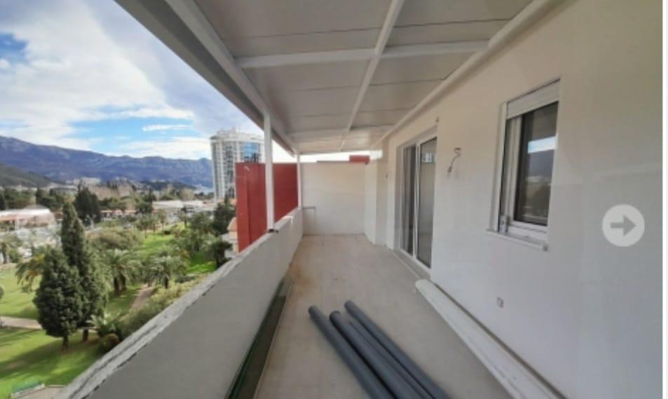 LUXURIOUS THREE-BEDROOM APARTMENT 160 m², CENTRAL BUDVA - 11