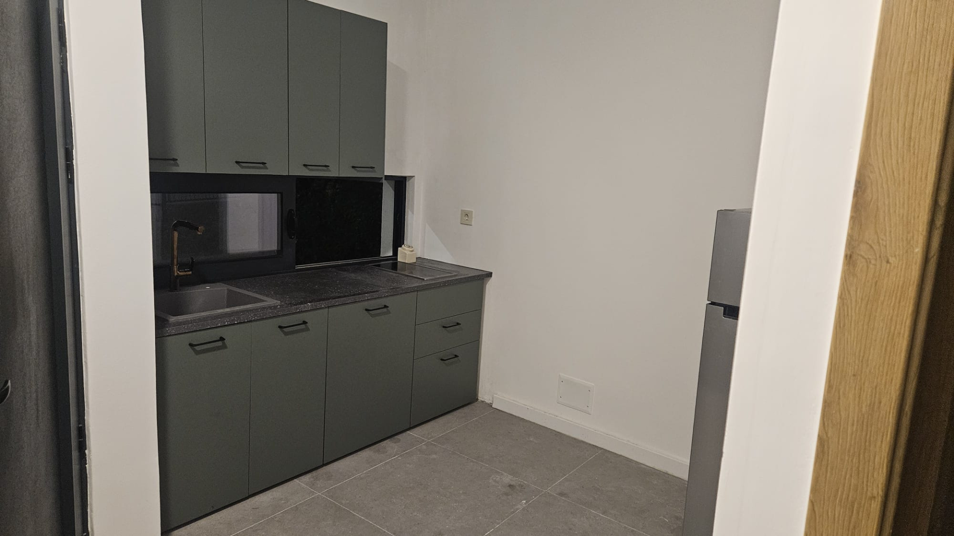 Poslovni prostor 80m2 Kotor, Škaljari - 16