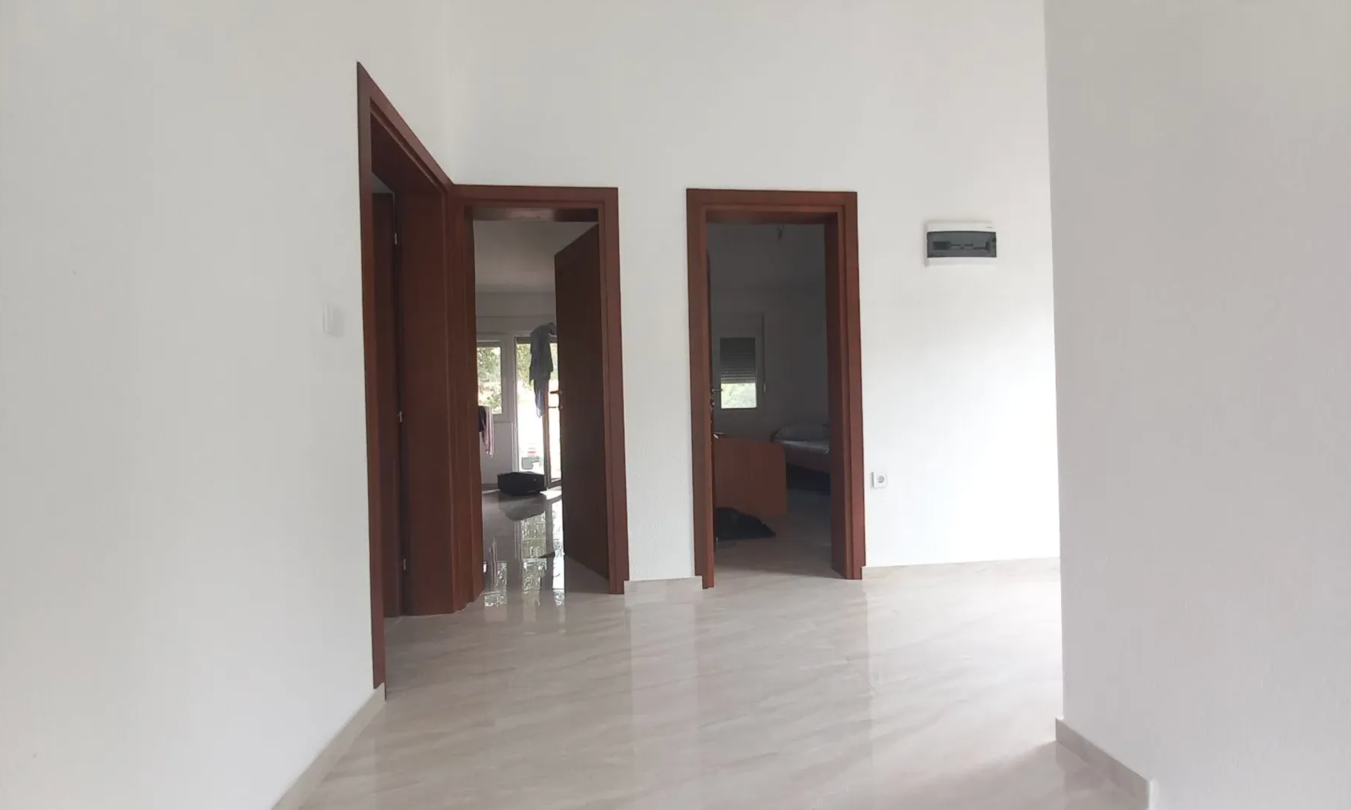 Ev 180m2 Sutomore Bar - 3