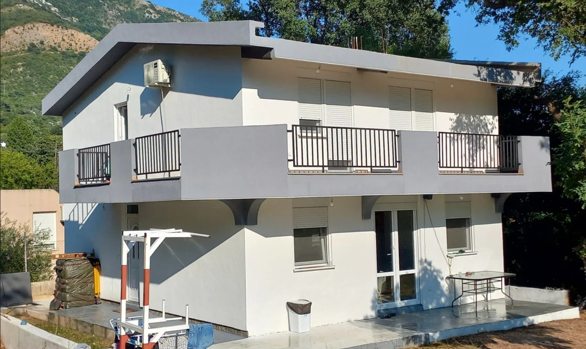 Ev 180m2 Sutomore Bar - 2