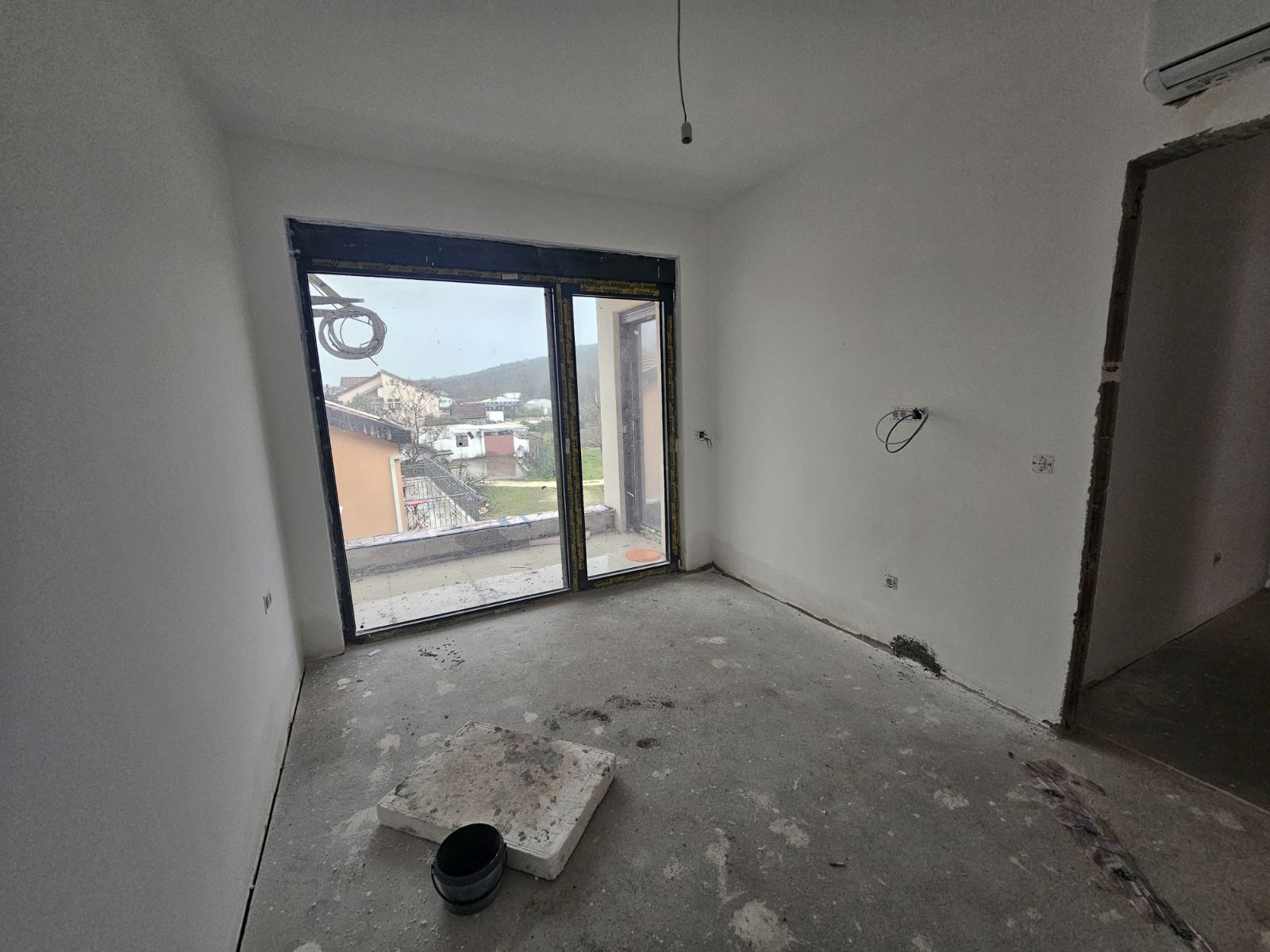 Jednosoban stan 51m2 Radanovići Kotor - 11
