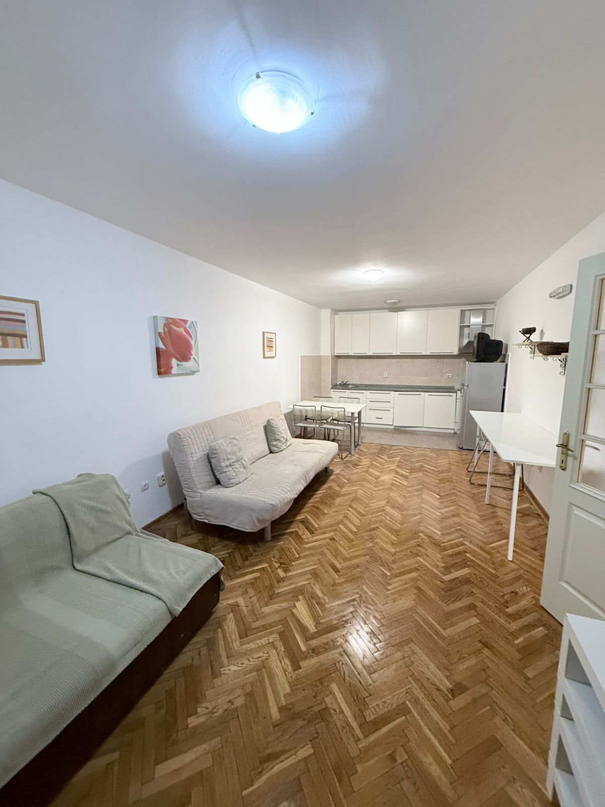 Two-Bedroom Apartment 75m², Bečići