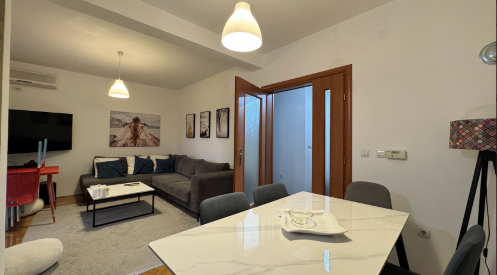 Двухкомнатная квартира 77 м², Центр Бара