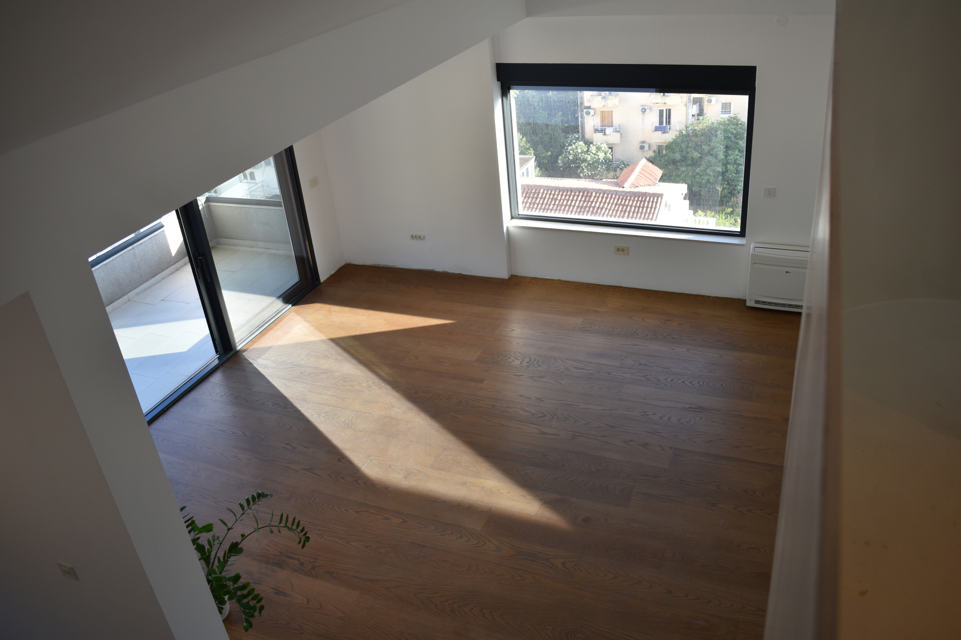 EXCLUSIVE 130m² PENTHOUSE IN BUDVA
