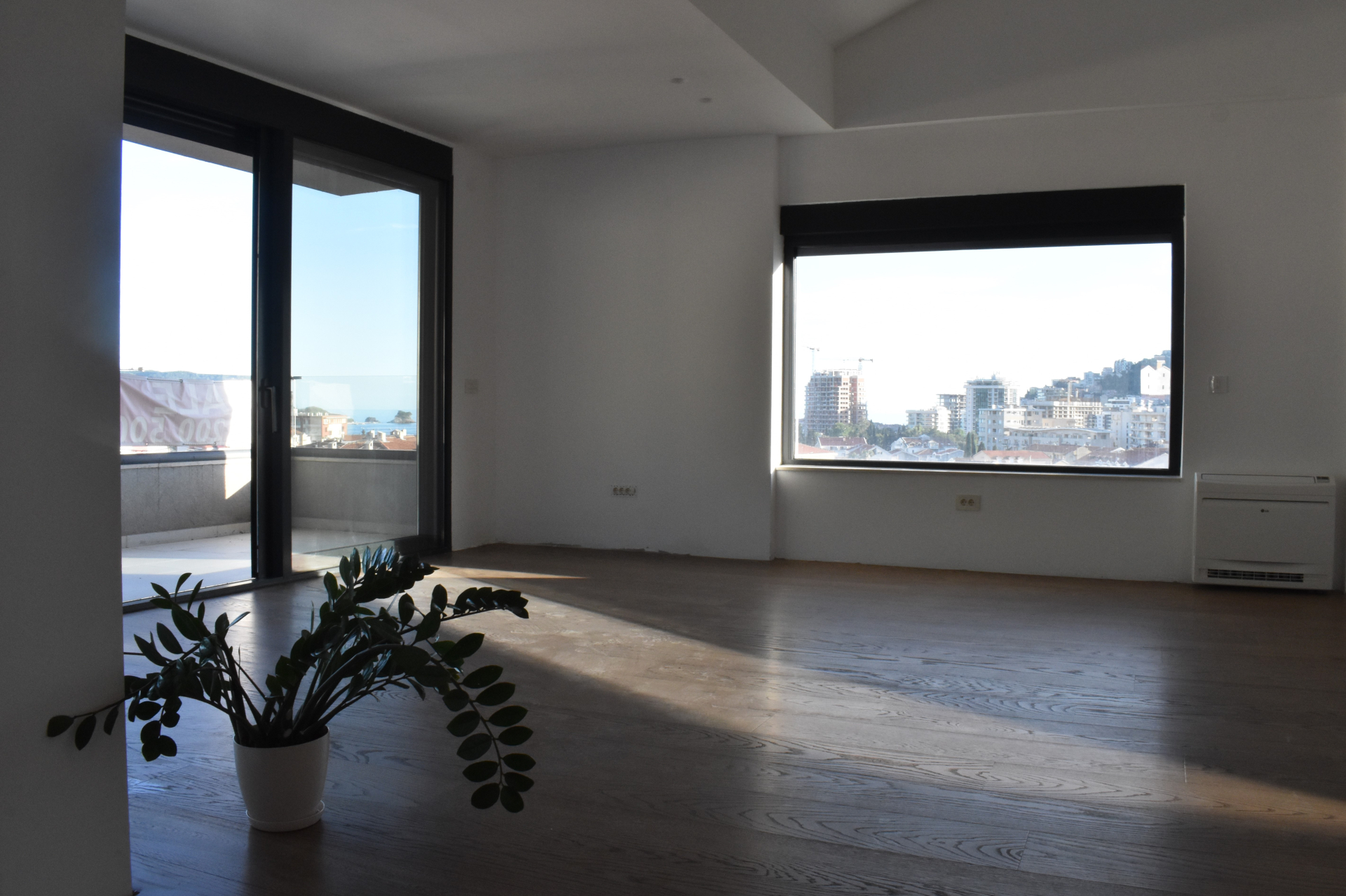 EXCLUSIVE 130m² PENTHOUSE IN BUDVA - 3
