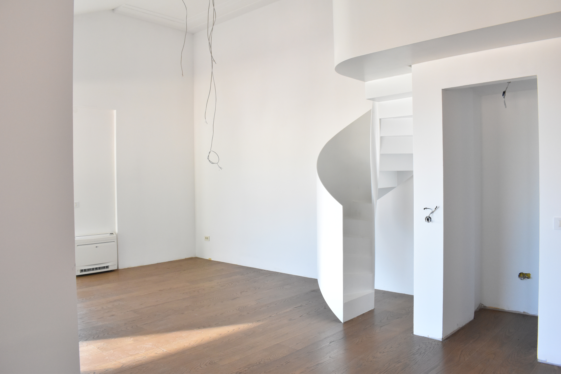 EXCLUSIVE 130m² PENTHOUSE IN BUDVA - 2