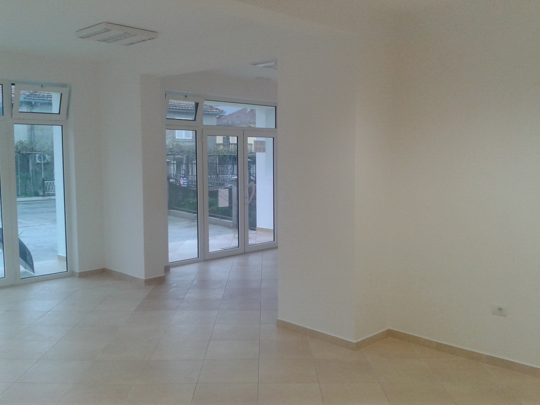 Commercial Space 100m², Donja Lastva, Tivat - 2