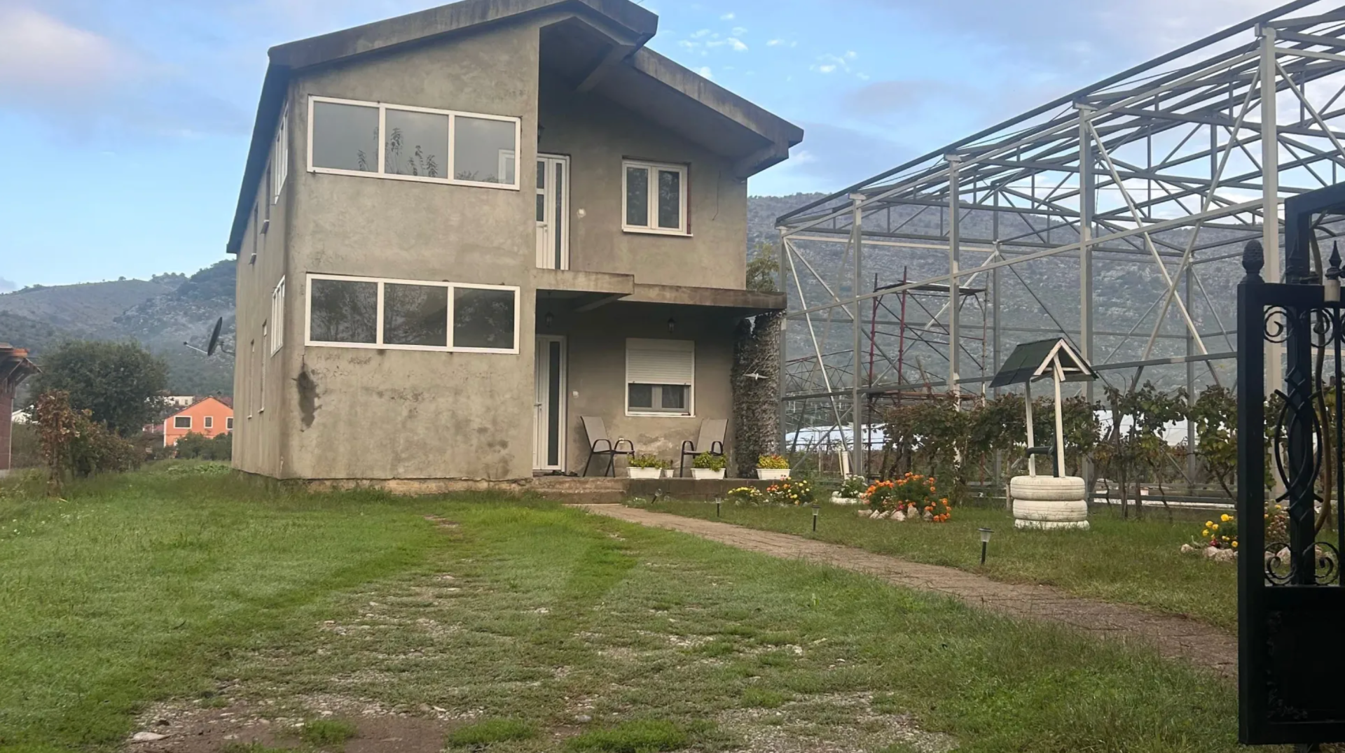 Kuća 200m² Grbavci, Podgorica
