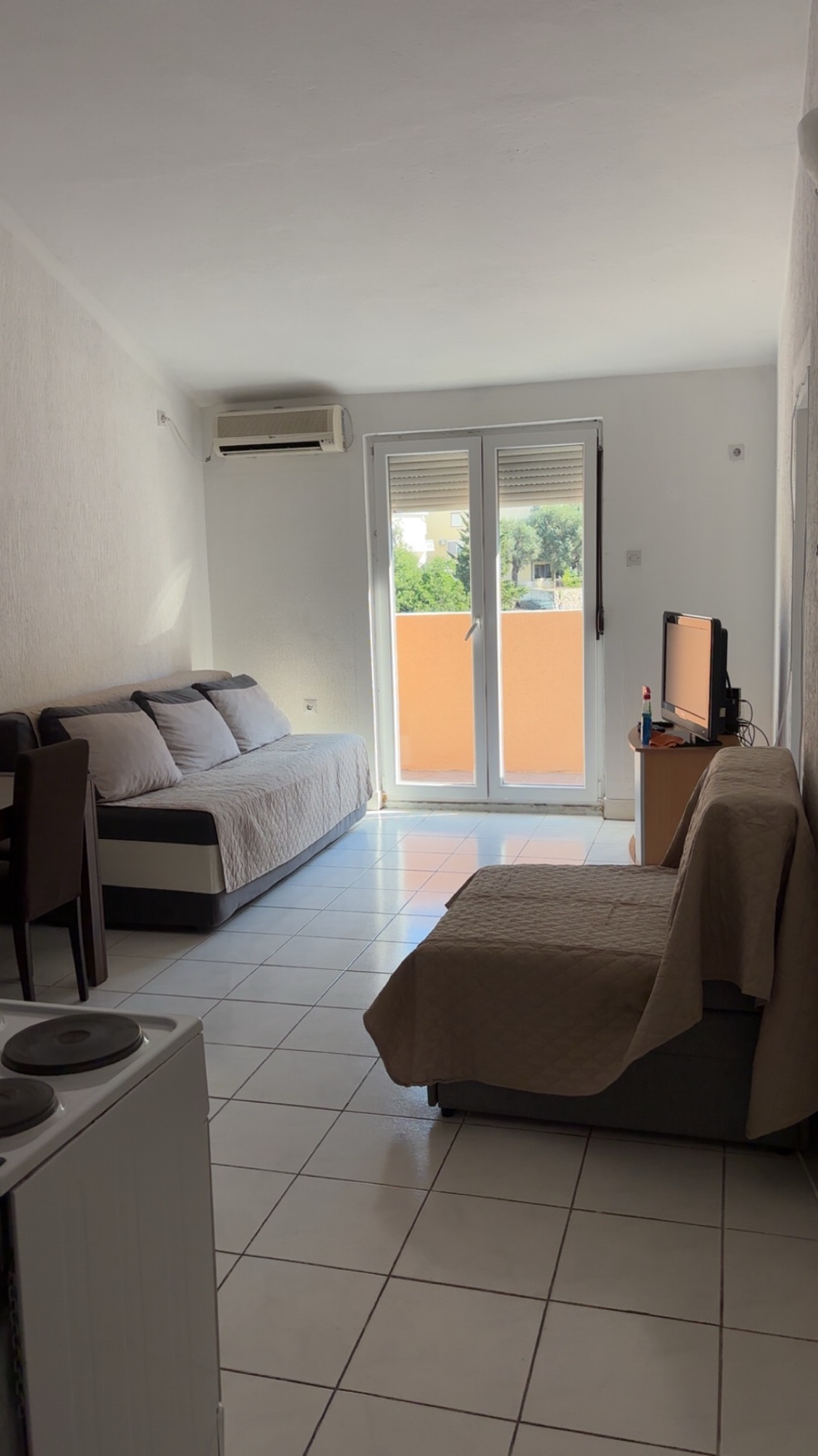 Jednosoban stan 36m2 + terasa 7m2, Rafailovići, Budva