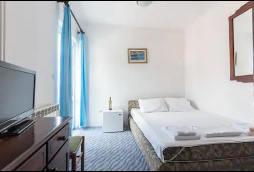Hotel 1500m², Center, Budva - 5