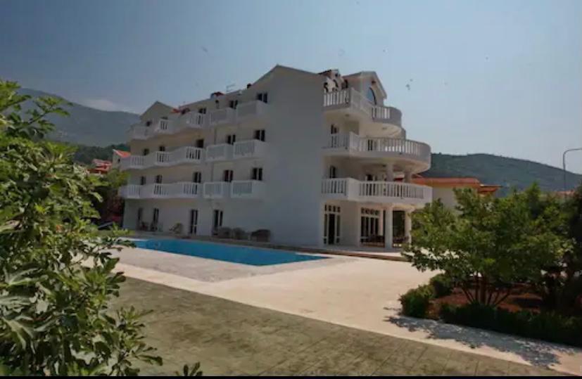 Hotel 1500m², Center, Budva - 2