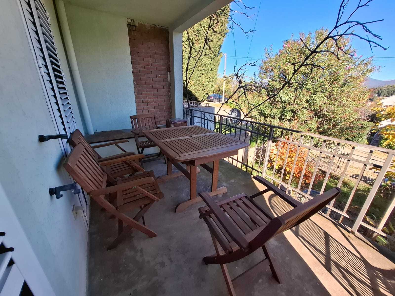 Kuća 160m2, prvi i drugi sprat, Tivat - 10