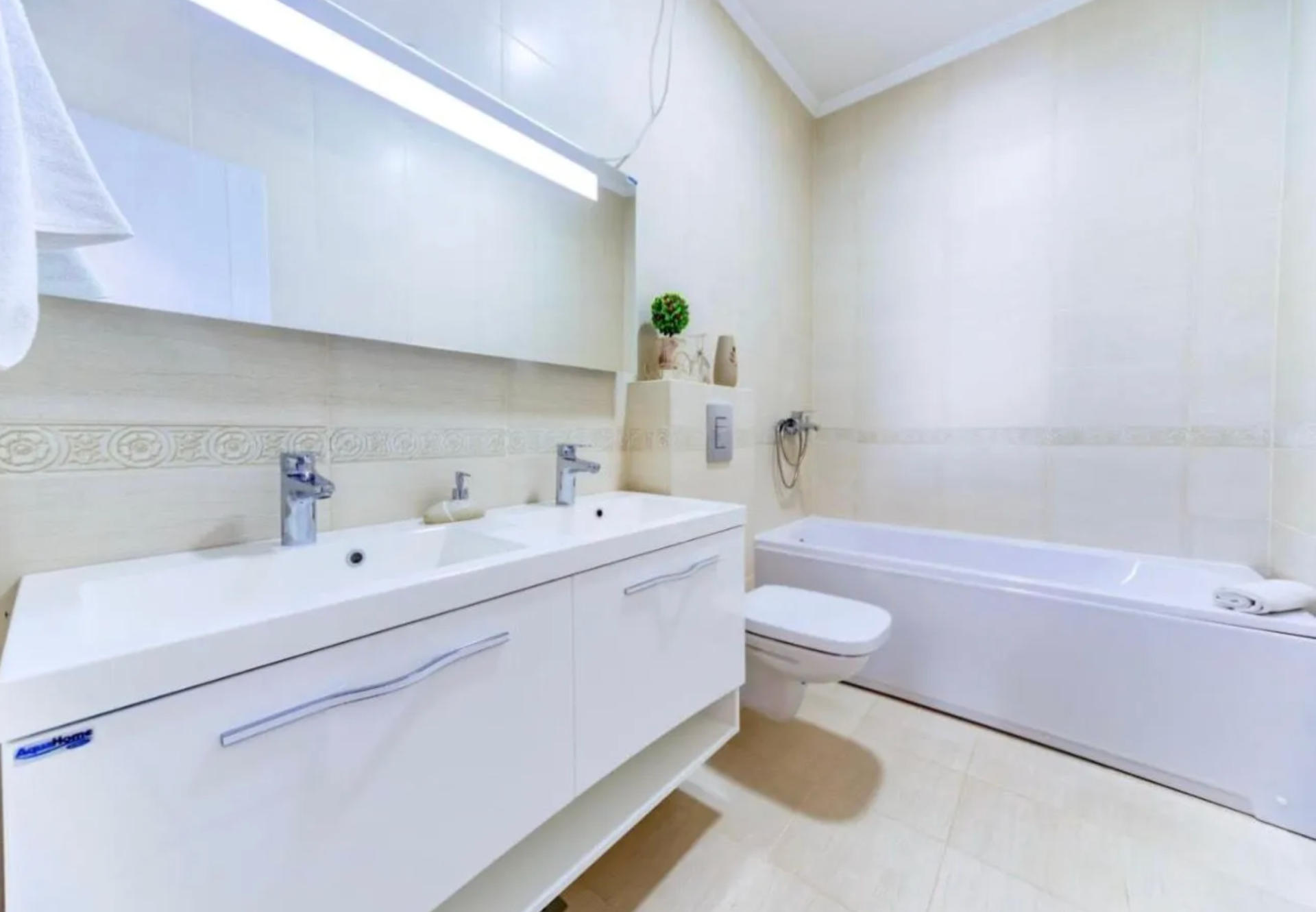 Three-Bedroom Apartment 127m², Petrovac, Budva - 12