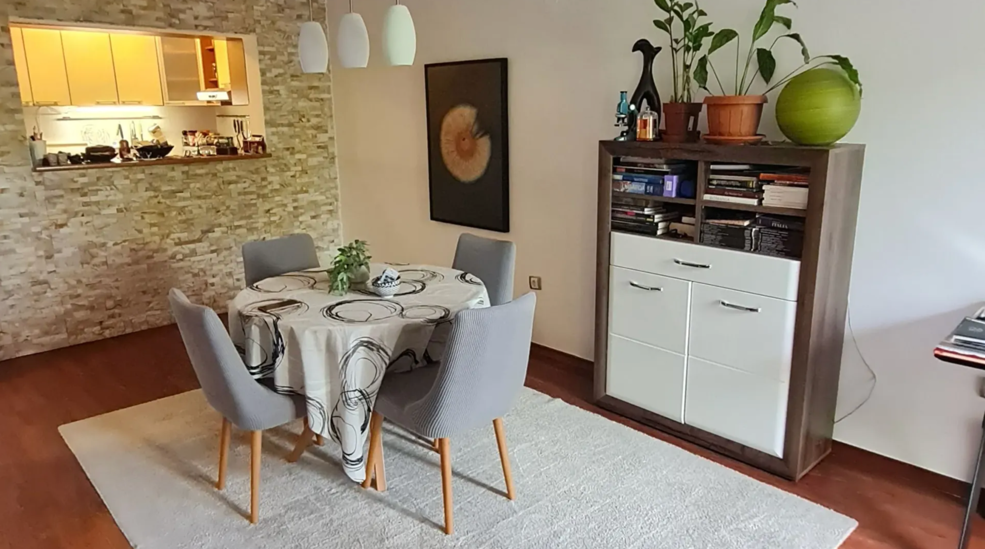 Dvosoban stan 80m2, Malo Brdo, Podgorica