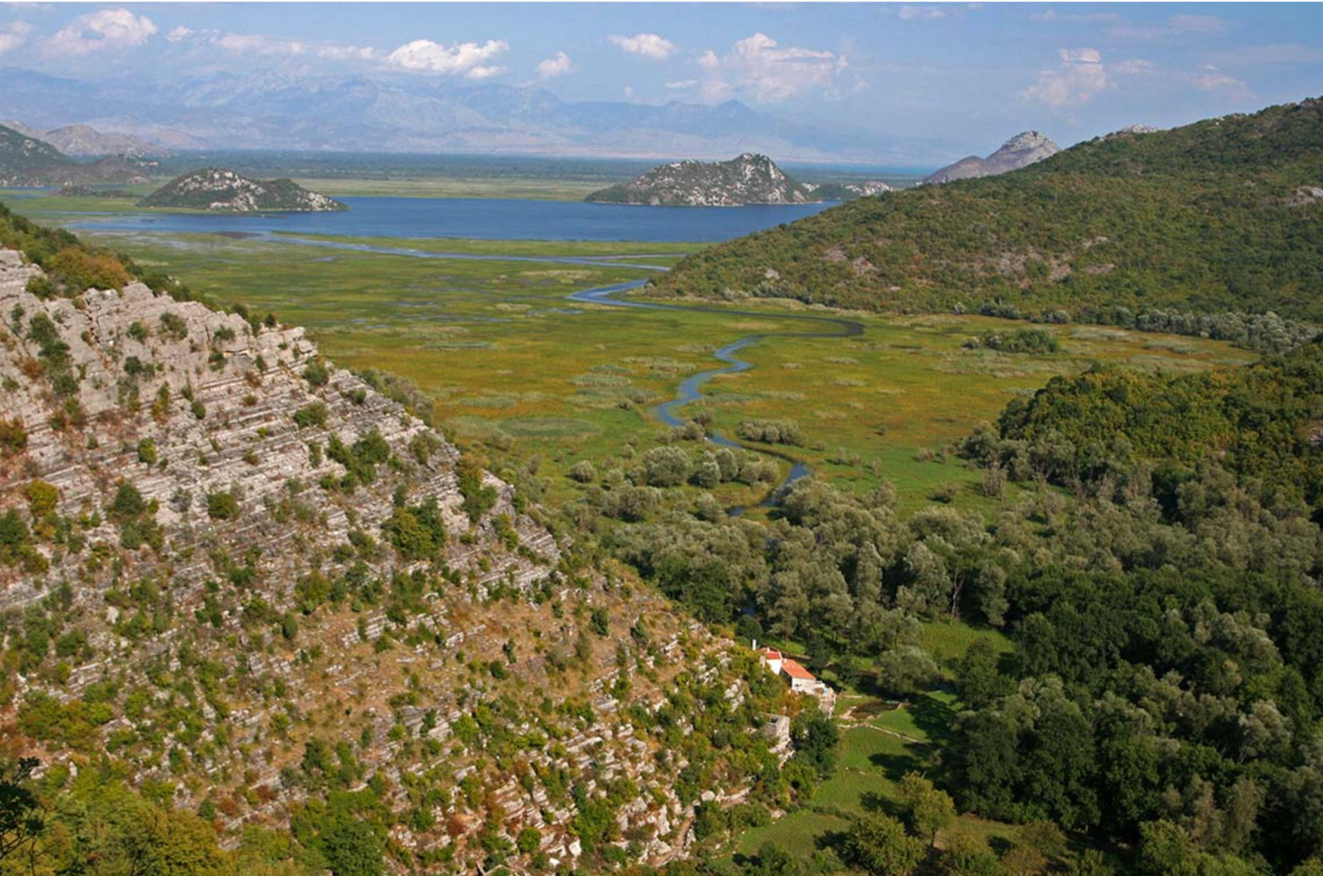 Plac 345m2, Skadarsko jezero