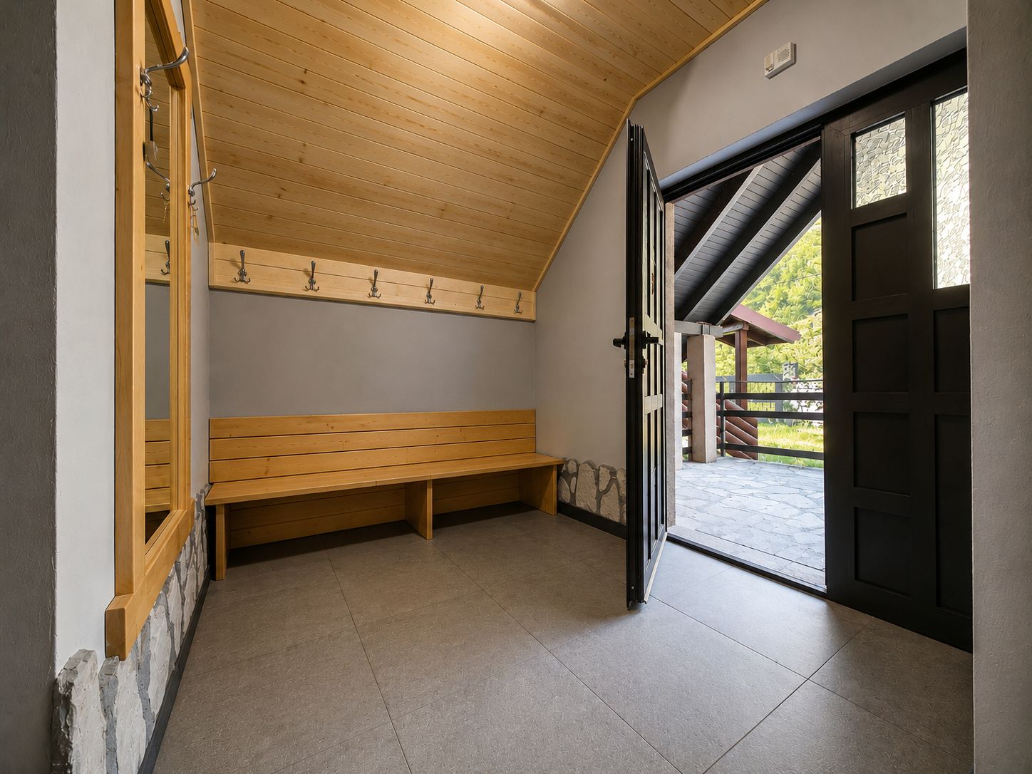 Exclusive 1235m2 Residential Complex, Kolašin - 18