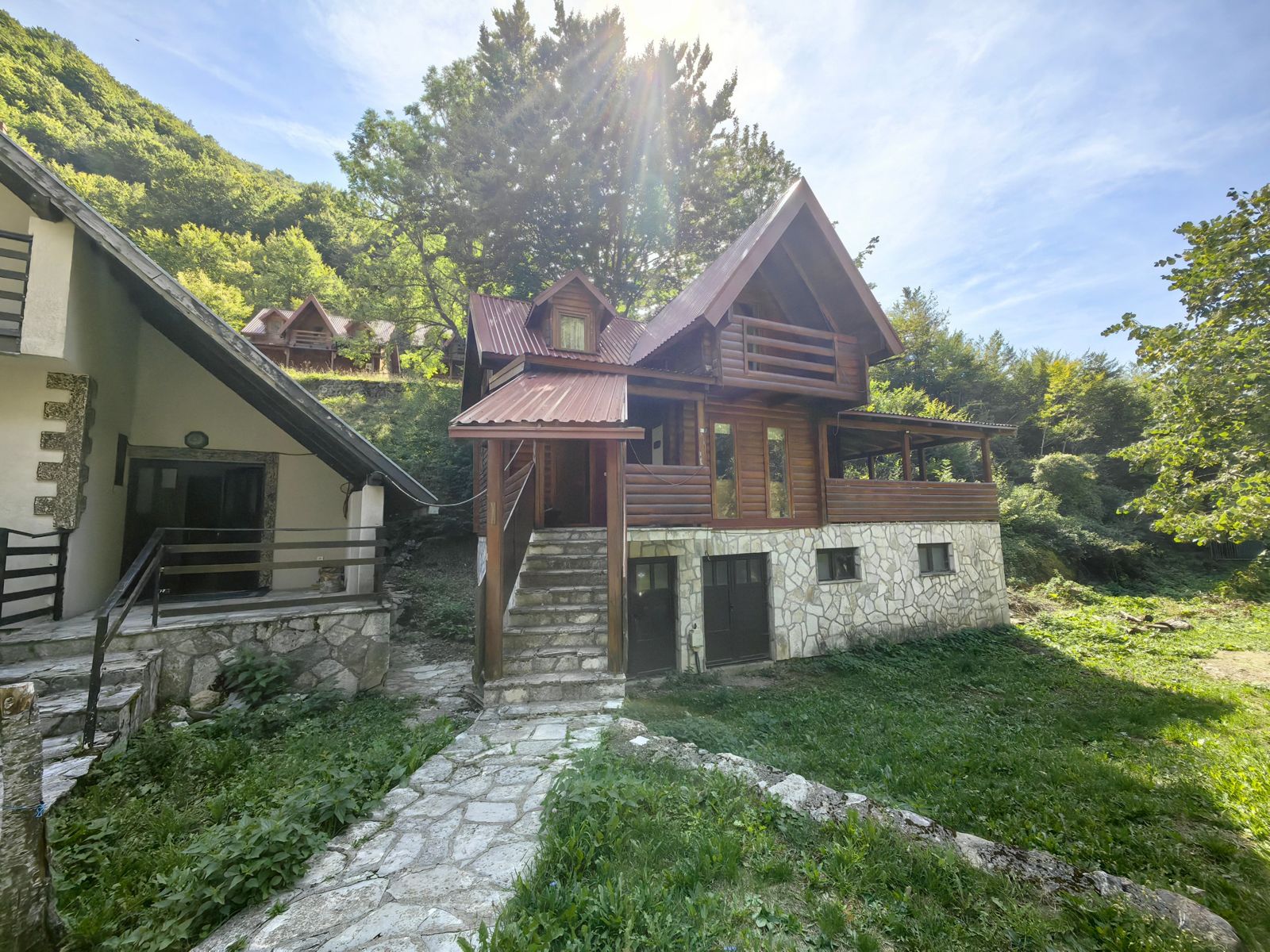 Exclusive 1235m2 Residential Complex, Kolašin - 34