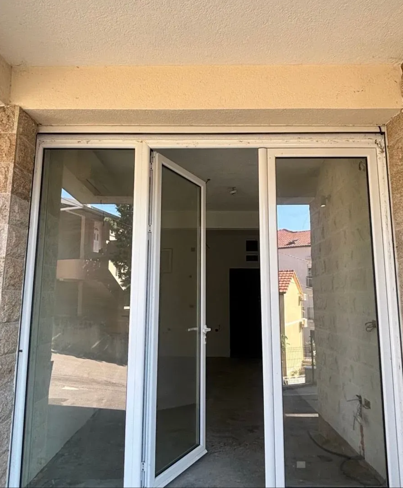Garsonjera 22m2 Lazi, Budva - 2