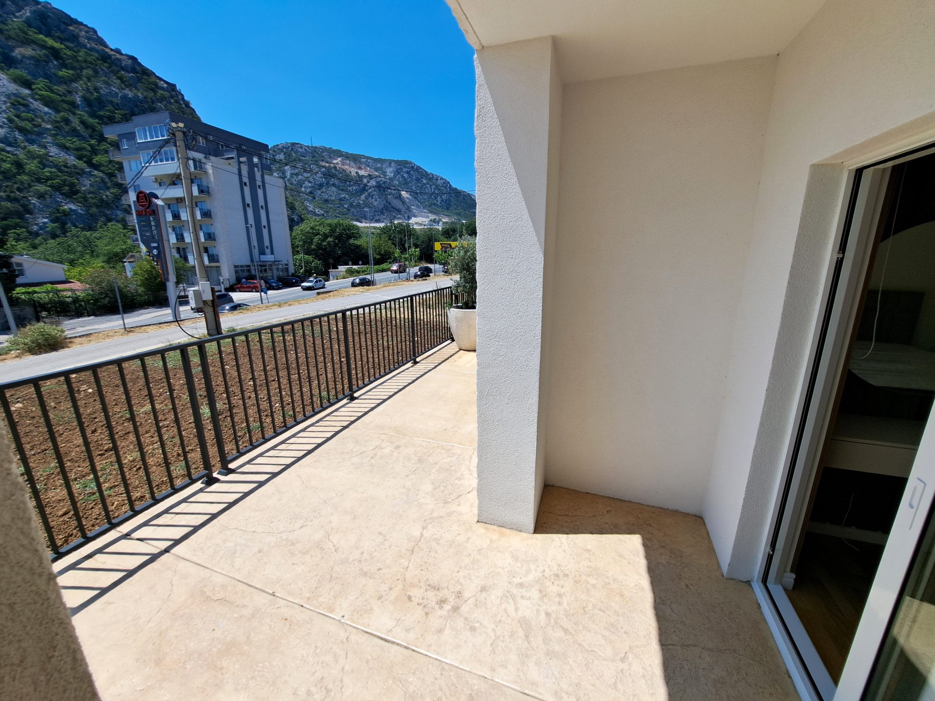 1+1 Daire 55m2 Sutomore Bar - 15