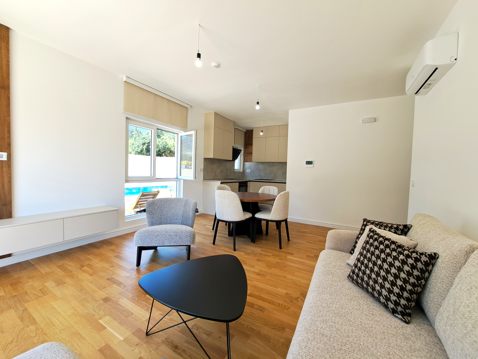1+1 Daire 55m2 Sutomore Bar - 10
