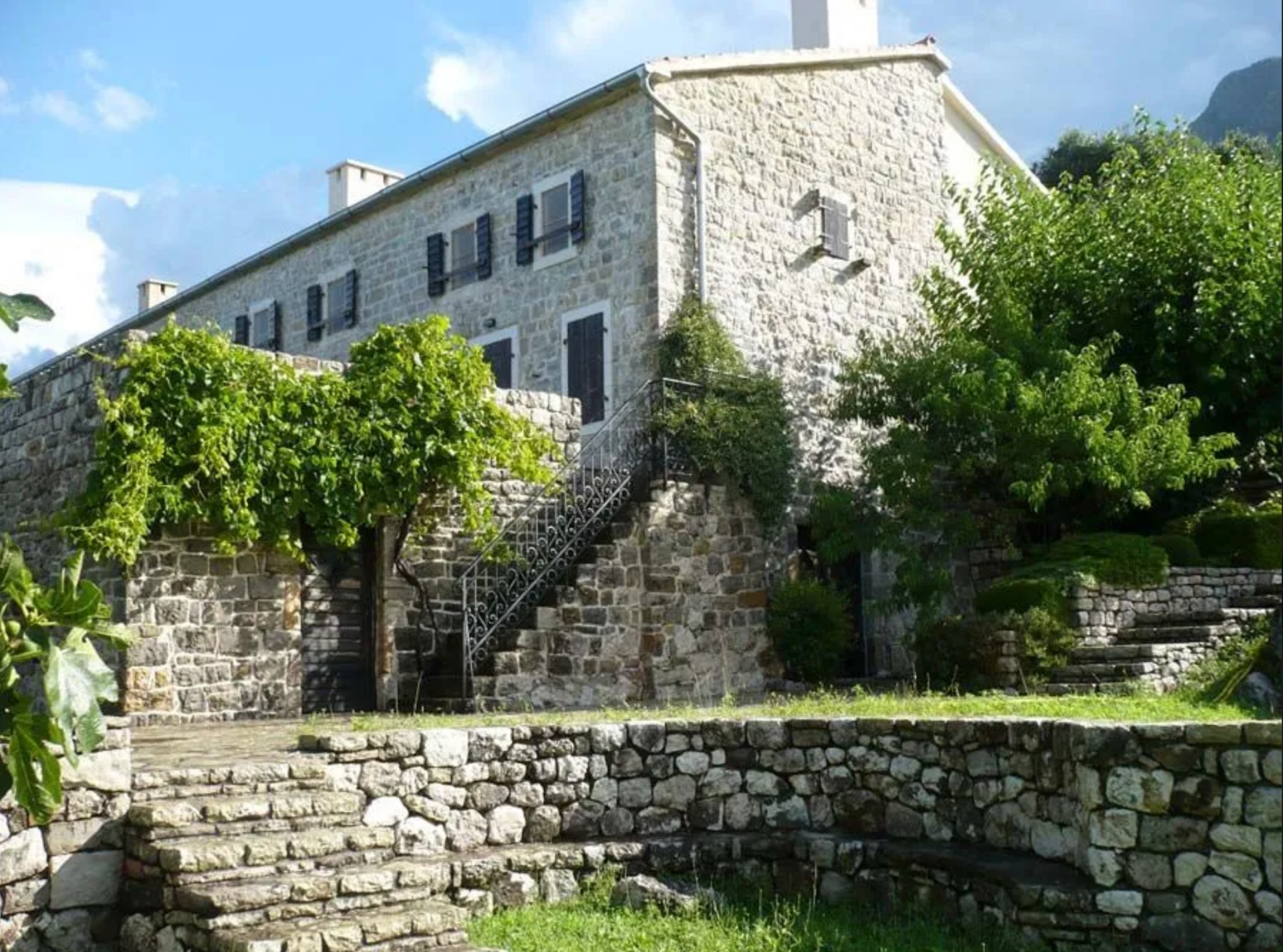 Dvije kamene kuće 370m2 Čelobrdo, Budva - 2