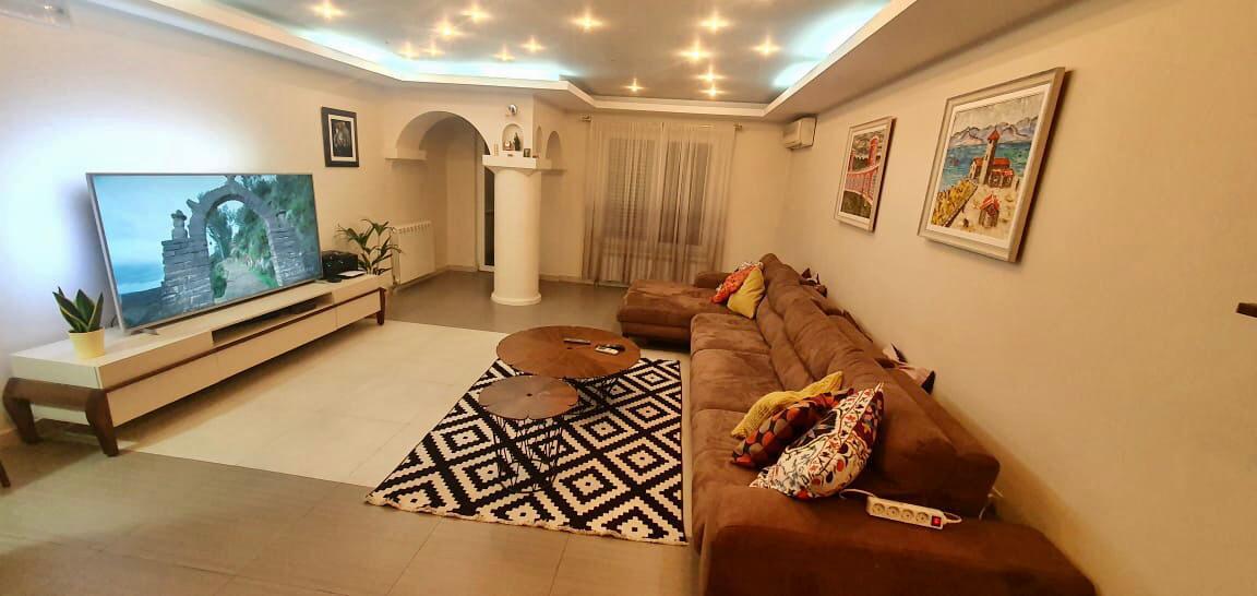 House 200m2 Gorica C, Podgorica - 3
