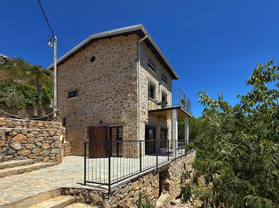 Villa Kula 100m2, Dabezići, Bar