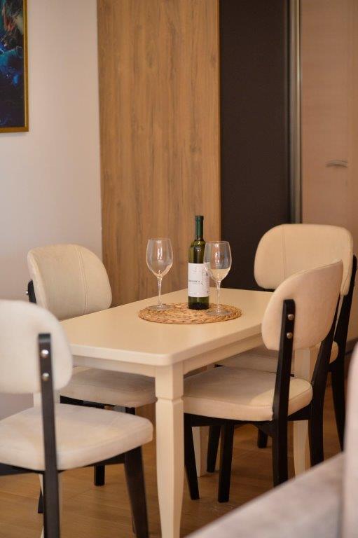 İki yatak odalı daire 55m2, Hotel Idila yakınında, Budva - 3