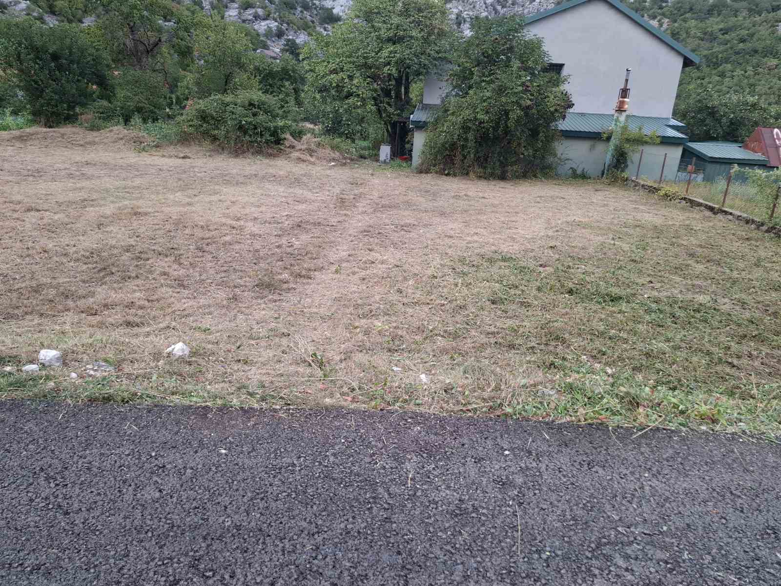 Urbanized plot 550m², Bajice, Cetinje - 5