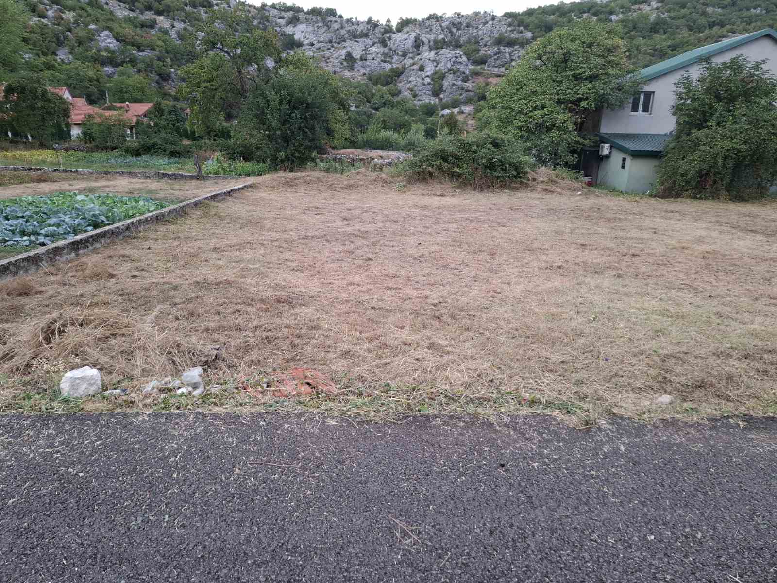 Urbanized plot 550m², Bajice, Cetinje - 9