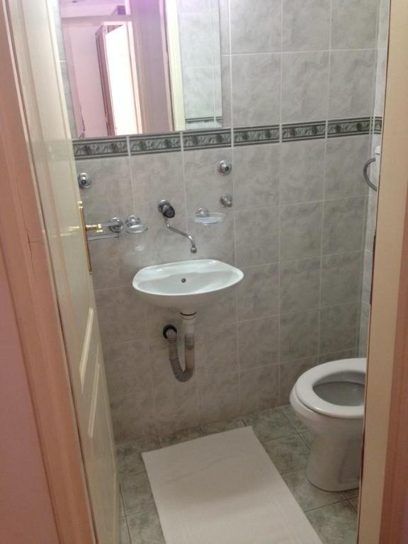 Two Bedroom Apartment 75m2, Petrovac, Budva - 11