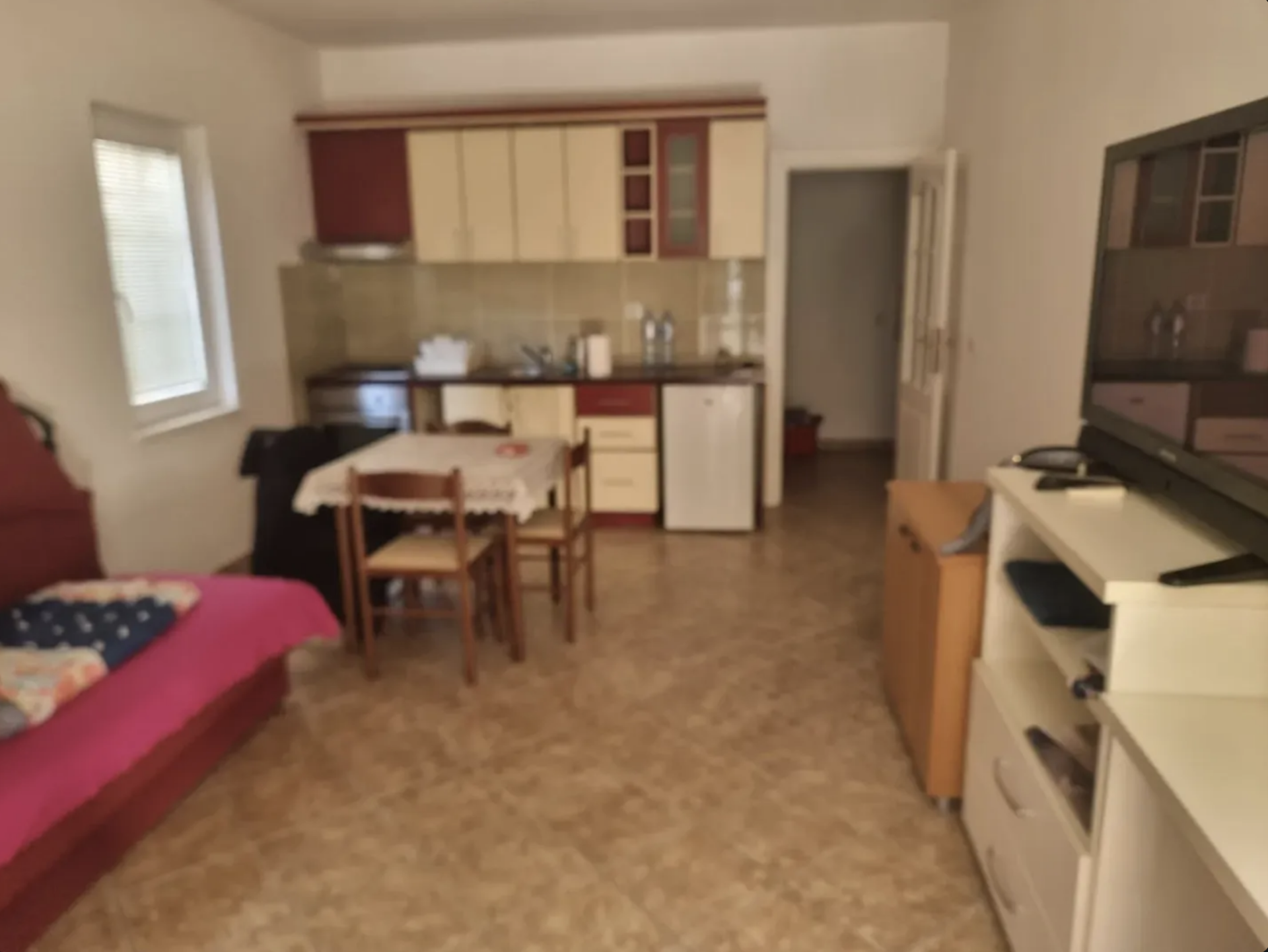 Studio Apartment 38m2 with 60m2 Private Yard, Sutomore, Bar - 5
